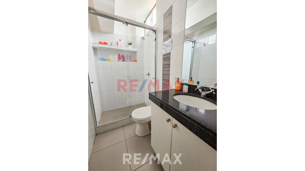 Venta De Departamento Dúplex En Lince Límite Con San Isidro - 13