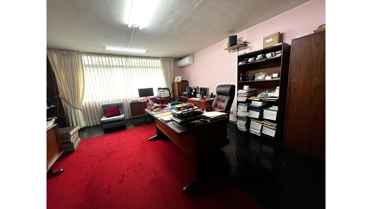 Venta De Casa Con Piscina, Sauna Y 4 Estacionamientos En San Borja - 18