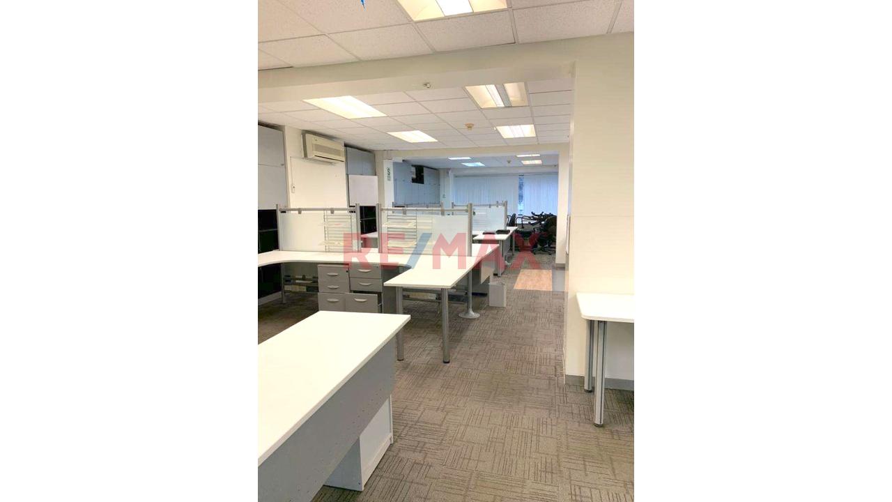 Eleva Tu Empresa En San Isidro Golf – Oficina En Alquiler — foto 2
