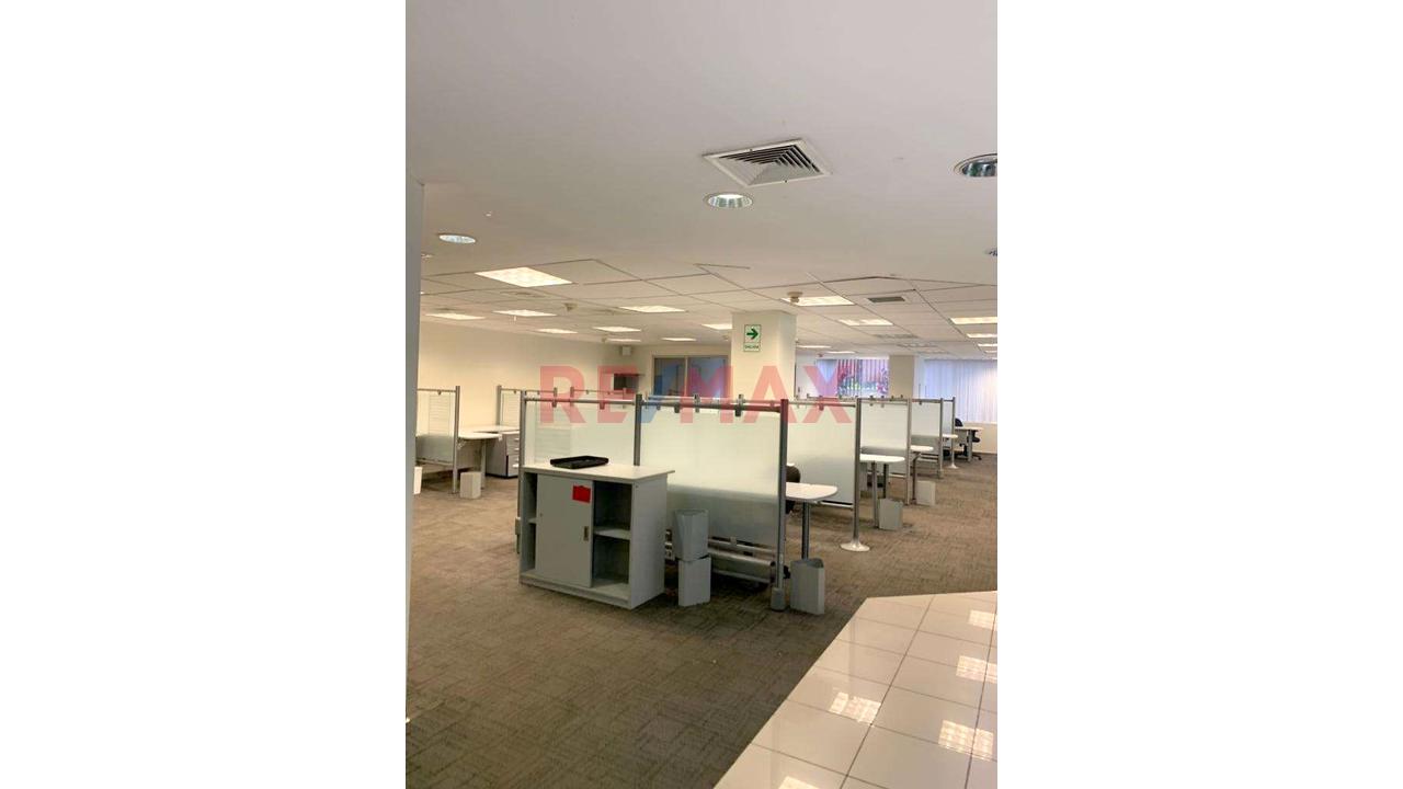 Eleva Tu Empresa En San Isidro Golf – Oficina En Alquiler — foto 4