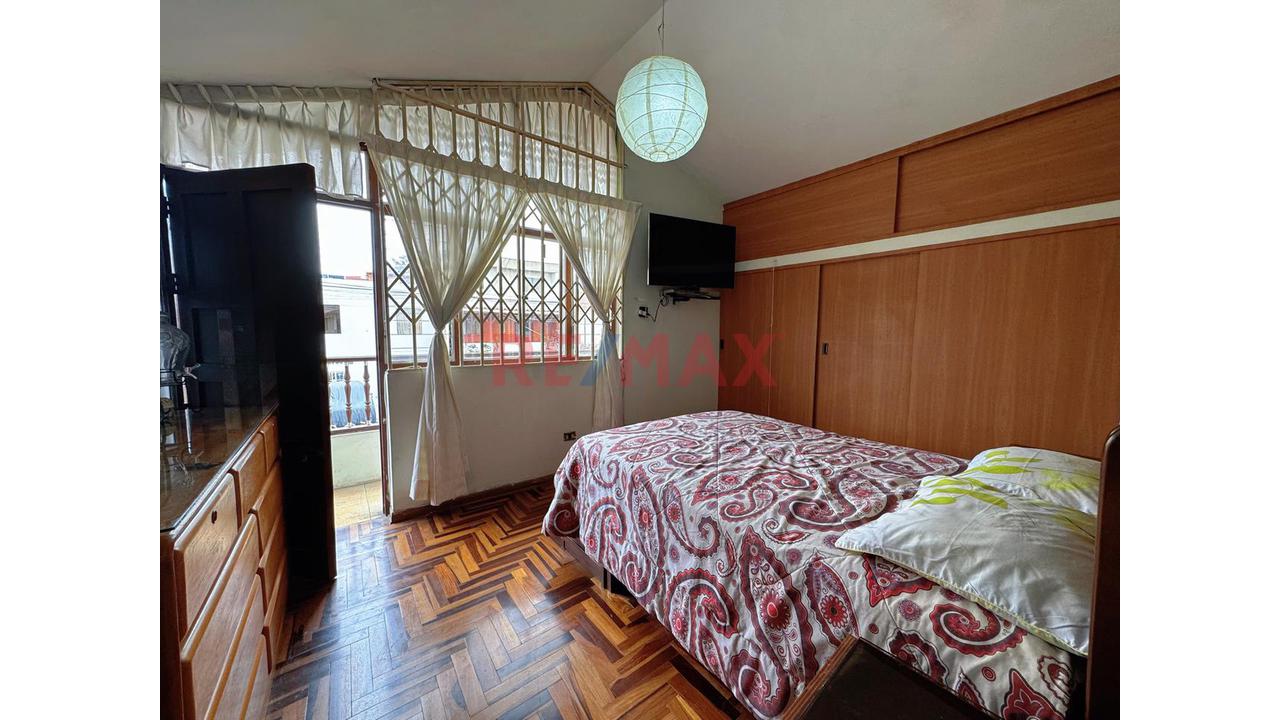 🏡 Casa Amplia En Bellavista – Taboadita - 16