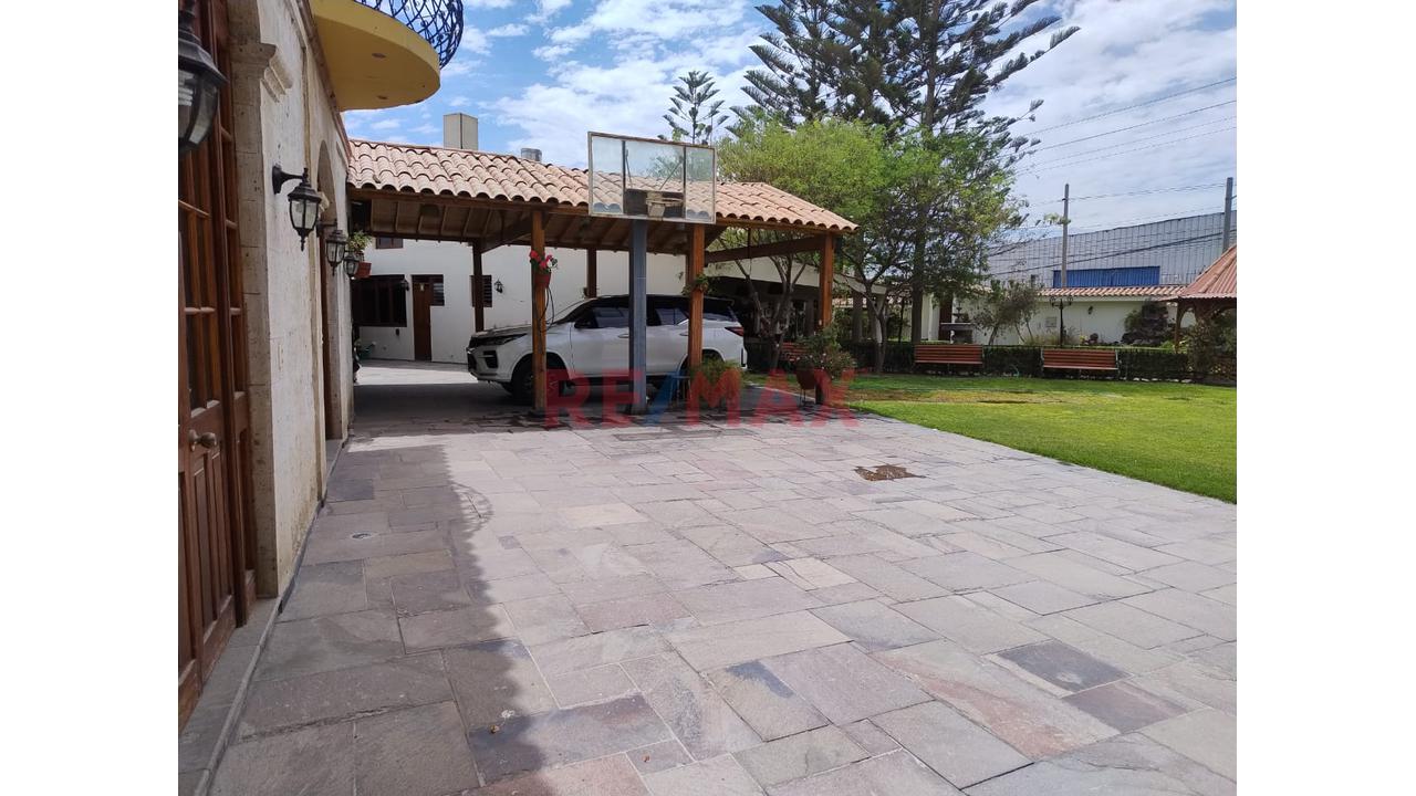 Se Vende Amplia Casa En Lara – Socabaya - 15