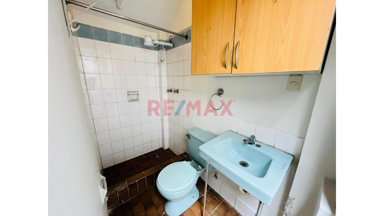 ¡Gran Oportunidad En Surco! Venta De 2 Casas A Precio De Terreno, En Un Area De 450 M² Con Terraza Y Cochera Doble - 16