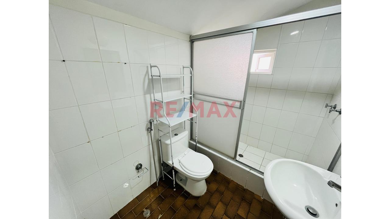 ¡Gran Oportunidad En Surco! Venta De 2 Casas A Precio De Terreno, En Un Area De 450 M² Con Terraza Y Cochera Doble - 19