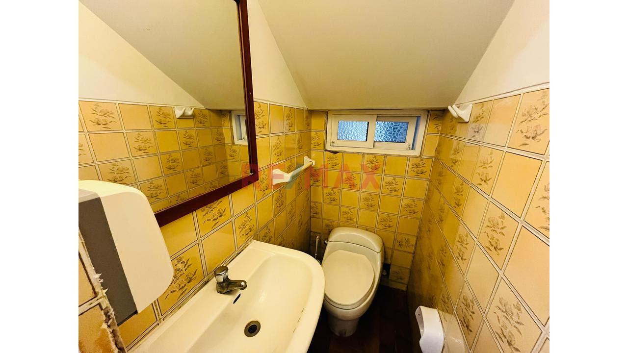 ¡Gran Oportunidad En Surco! Venta De 2 Casas A Precio De Terreno, En Un Area De 450 M² Con Terraza Y Cochera Doble - 18
