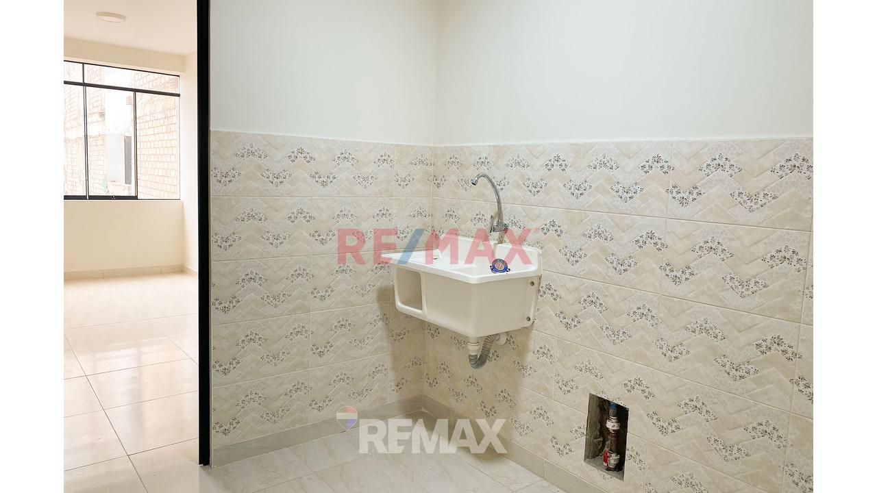 Moderno Y Amplio Departamento  De  Estreno En San Juan De Lurigancho — foto 6