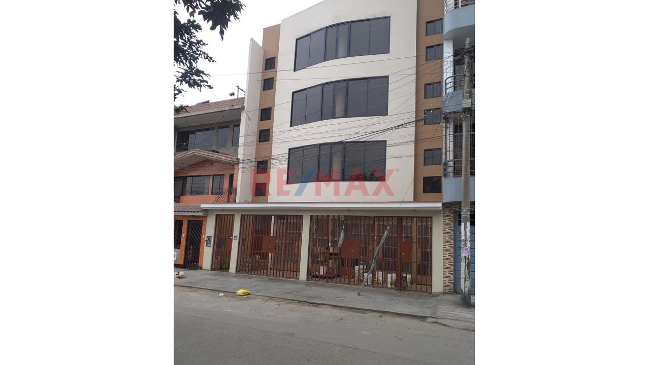 Moderno Y Amplio Departamento  De  Estreno En San Juan De Lurigancho