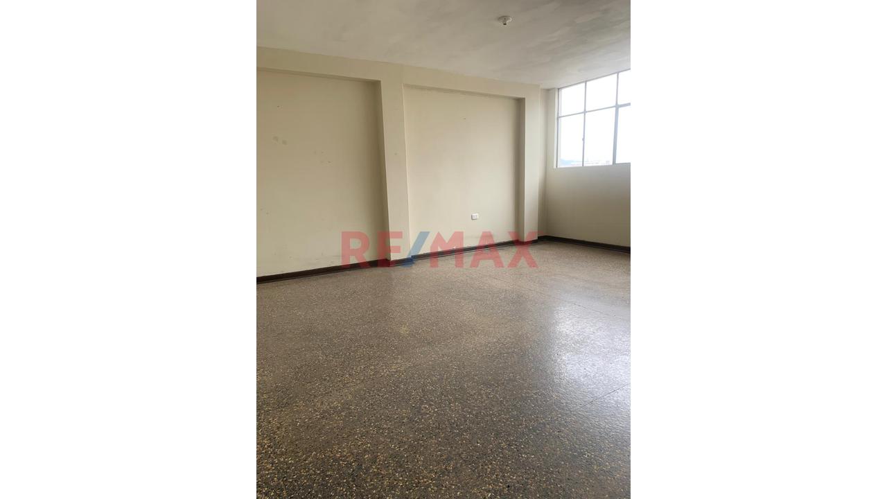 Venta De Departamento En El Distrito De La Victoria — foto 11
