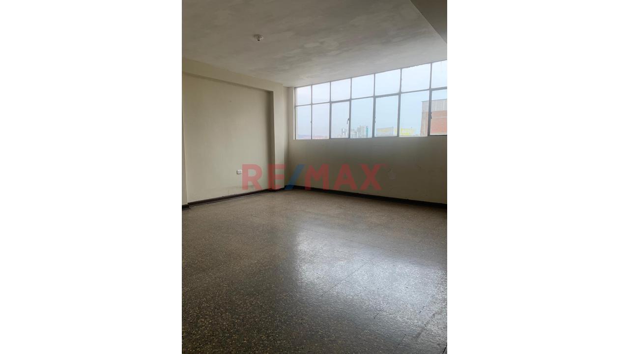Venta De Departamento En El Distrito De La Victoria — foto 13