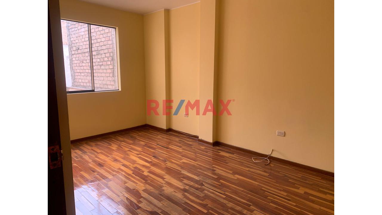 Venta De Departamento En El Distrito De La Victoria