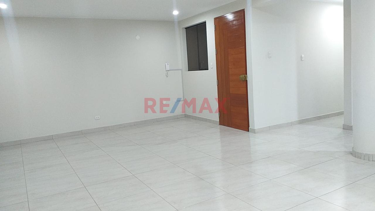 Modernos Y Amplios Departamentos  De  Estreno En San Juan De Lurigancho — foto 3