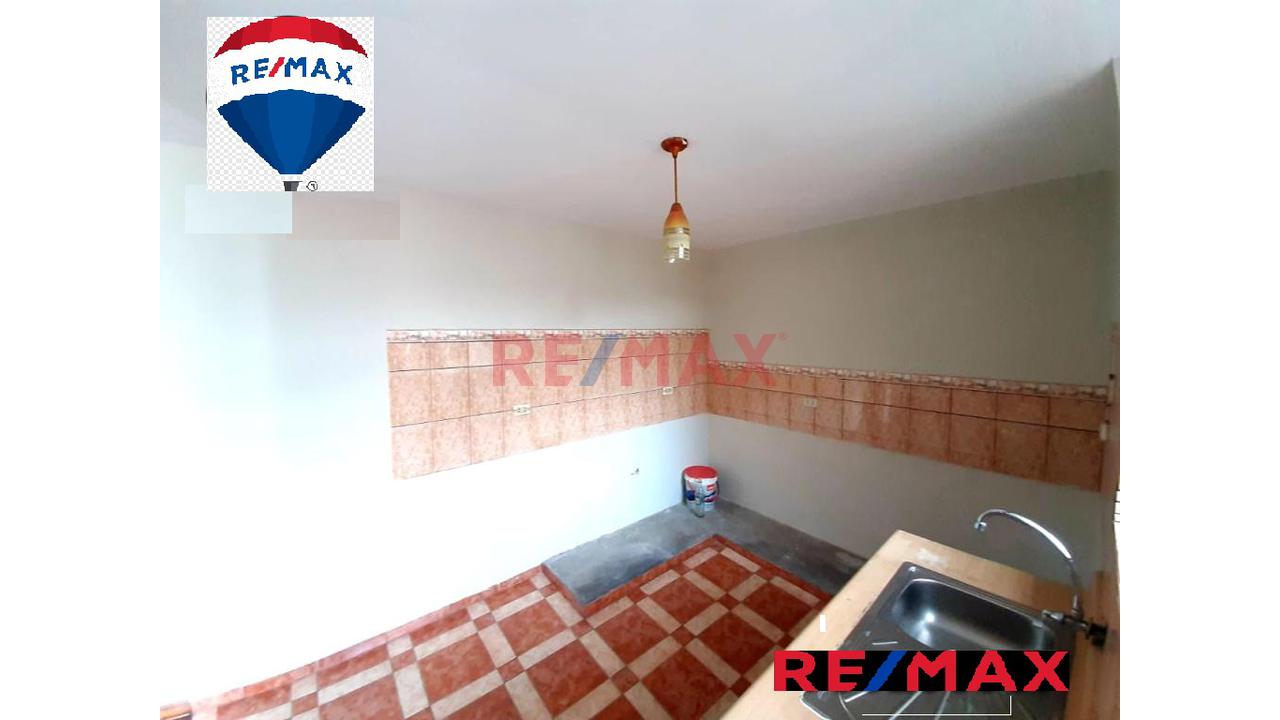 Se Vende Amplio Departamento En Urb. Las Flores Cerca A Estacon Los Jardines S.J.L. — foto 6