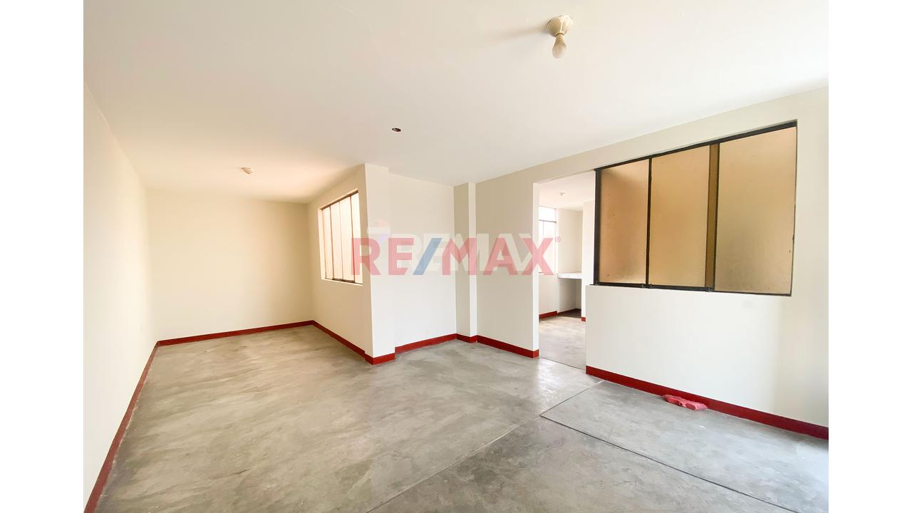 🔑 ¡Ocasión Única! Se Vende Departamento En Zona Exclusiva – Urb. Las Flores, S.J.L. — foto 6