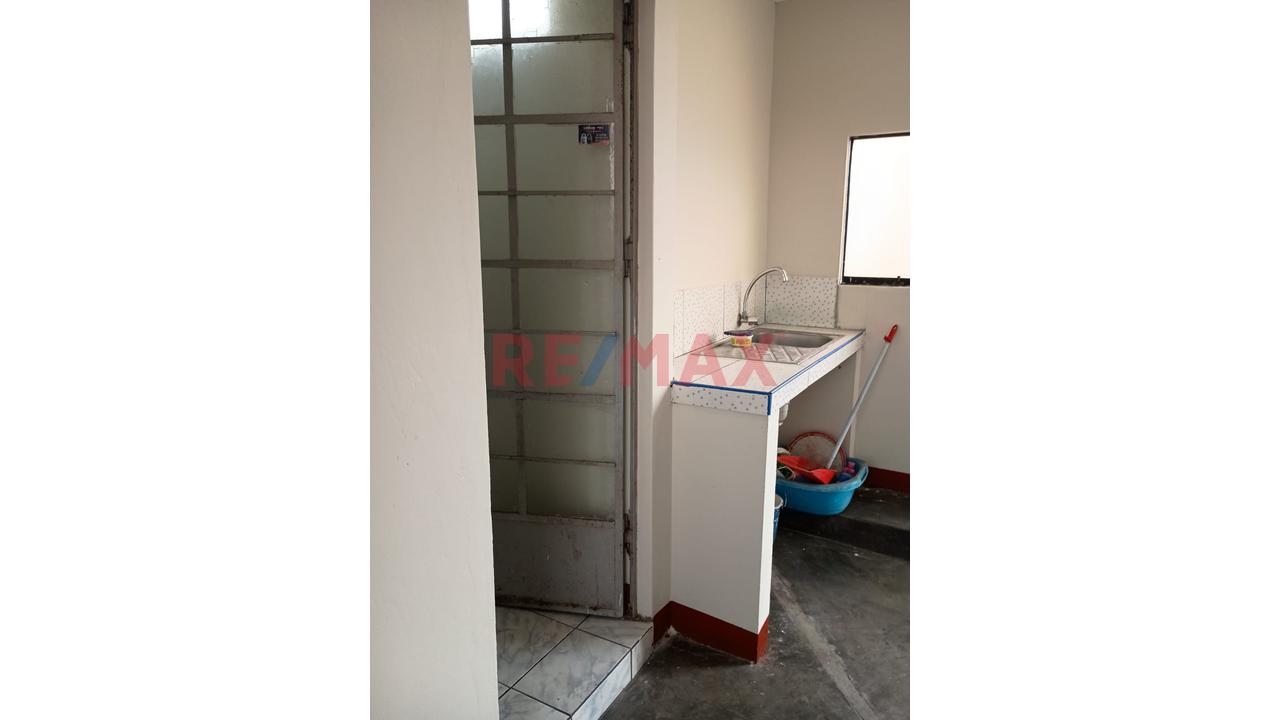 🔑 ¡Ocasión Única! Se Vende Departamento En Zona Exclusiva – Urb. Las Flores, S.J.L. — foto 9
