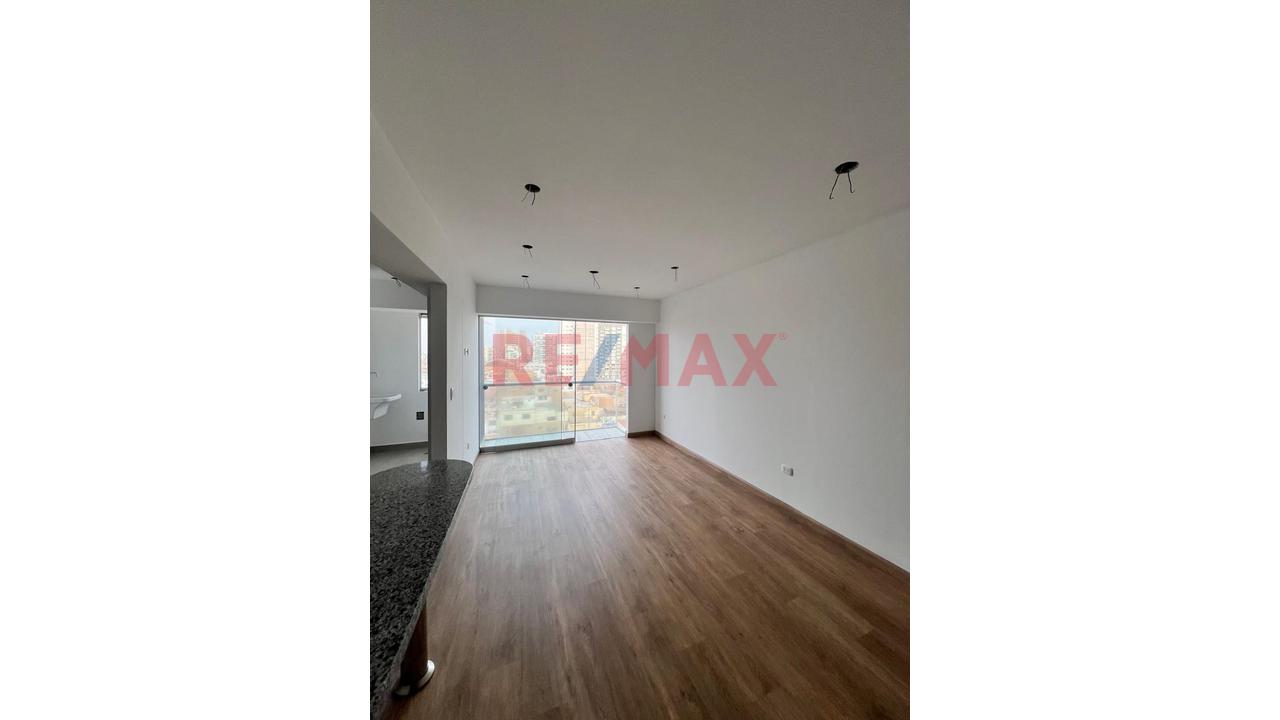 Venta Departamento De Estreno - San Miguel — foto 3