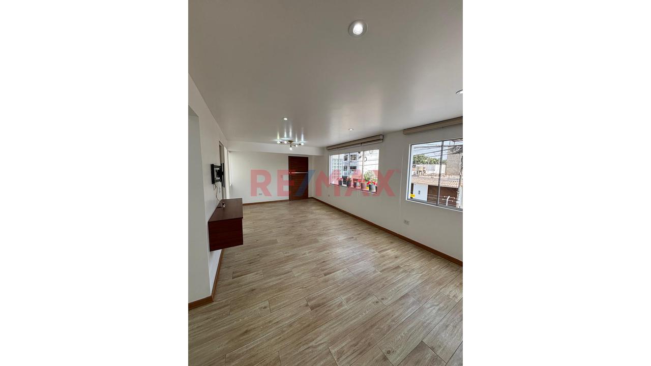 Venta De Departamento En La Molina – Zona Exclusiva Y Familiar — foto 6