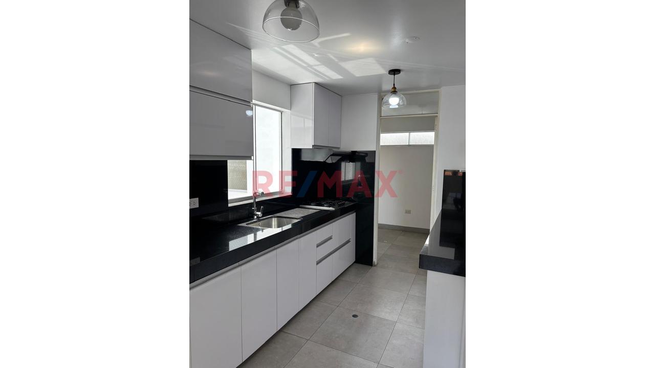 Venta De Departamento En La Molina – Zona Exclusiva Y Familiar — foto 3