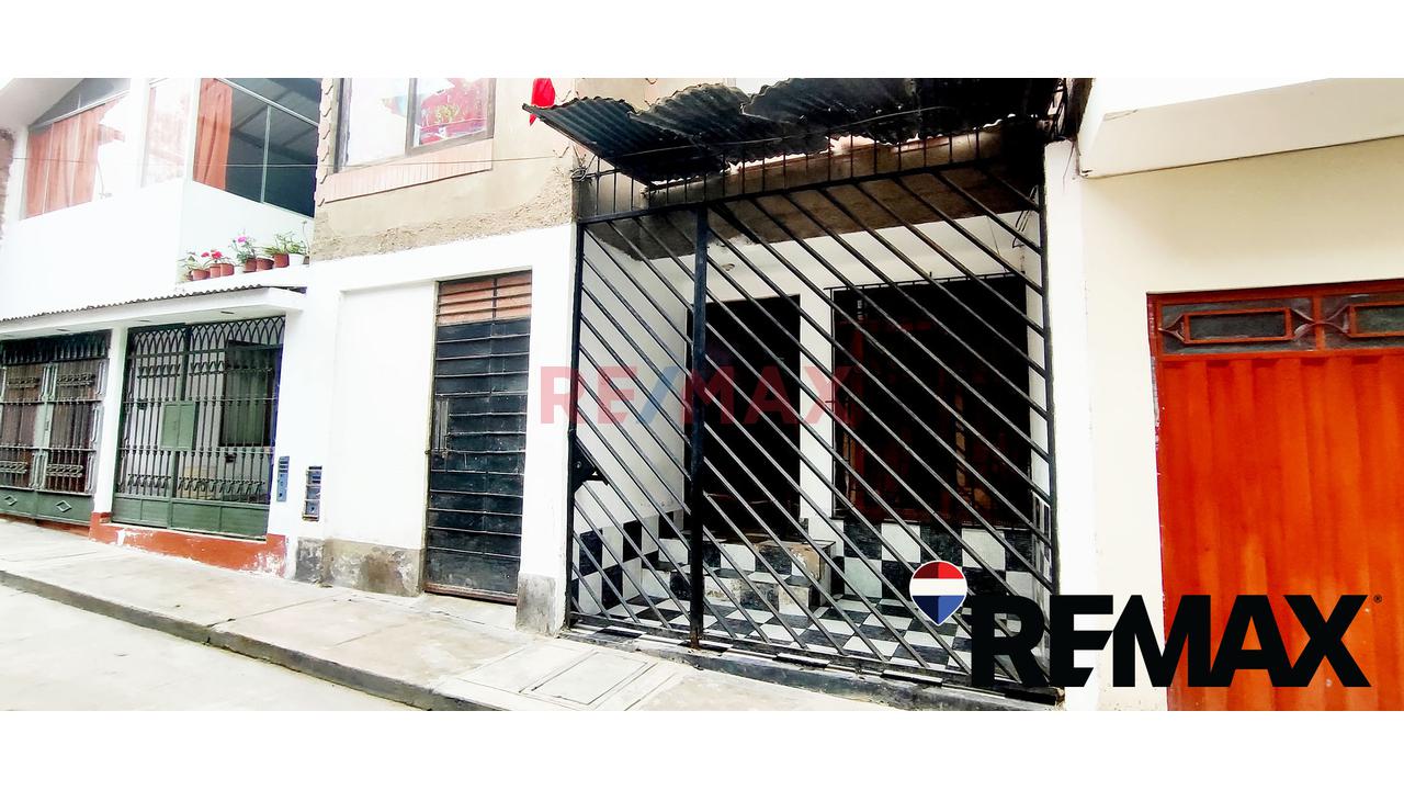 Se Vende Casa De Cuatro Pisos En Villa El Salvador - 3