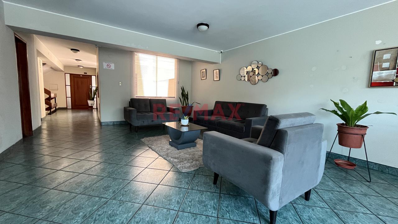 Venta De Departamento Con Ascensor En San Isidro Excelente Ubicación - 16