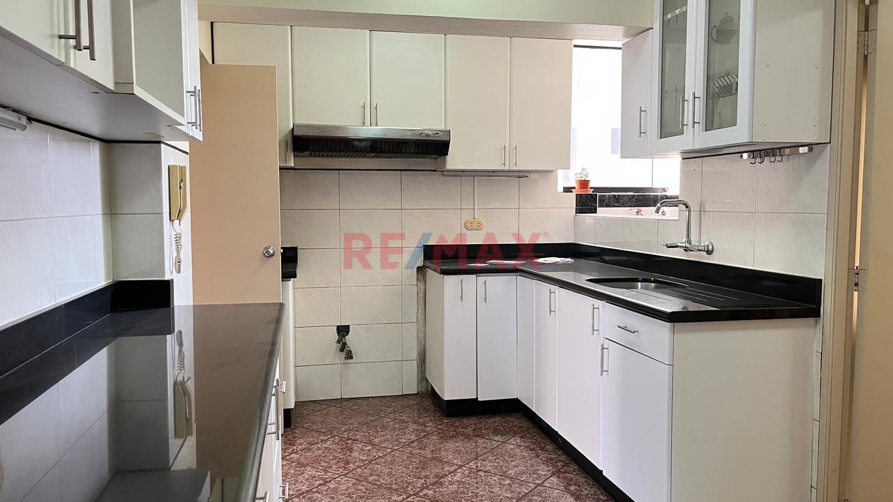 Venta De Departamento Con Ascensor En San Isidro Excelente Ubicación - 11