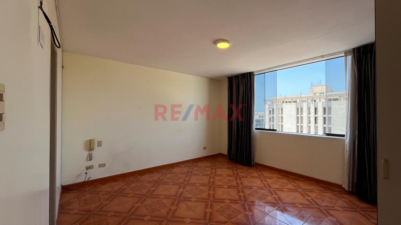 Venta De Departamento Con Ascensor En San Isidro Excelente Ubicación - 15