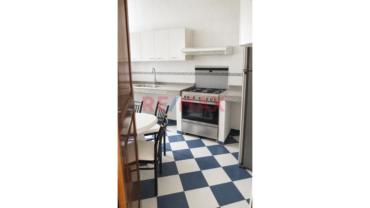 Vendo Casa Frente A Parque En Los Cedros De Villa Chorrillos - 14