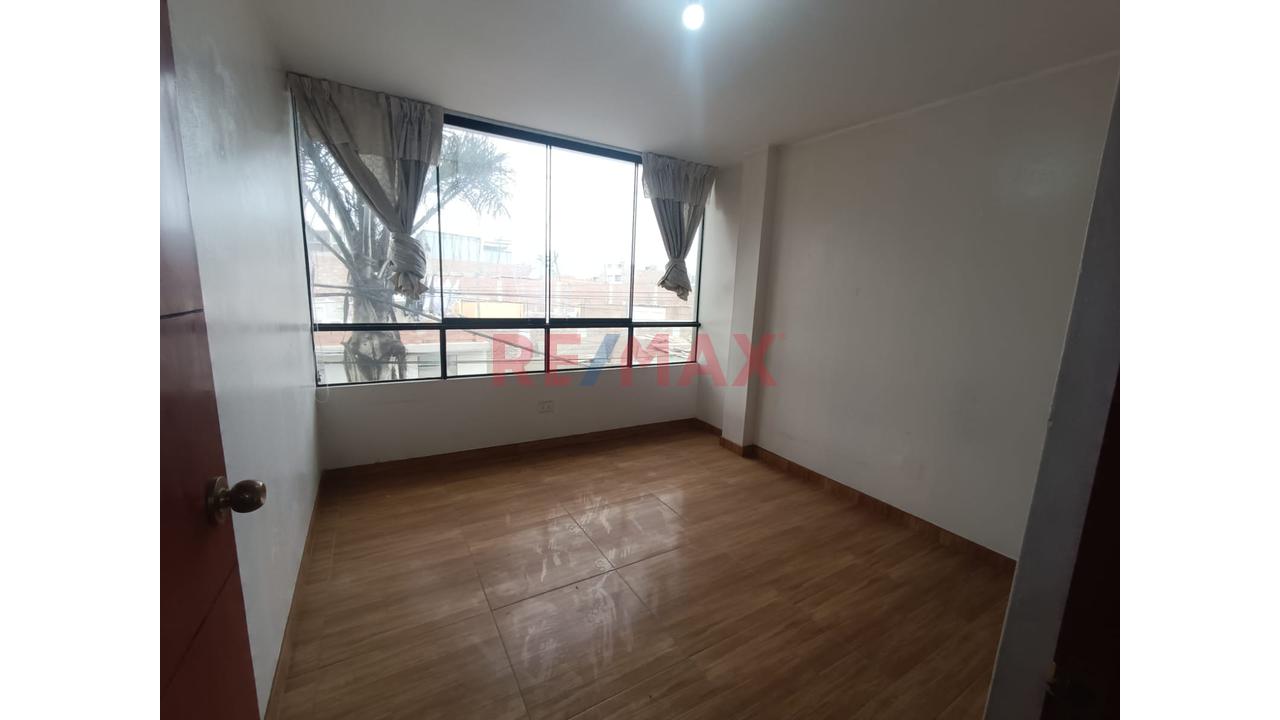 Se Vende Casa De 3 Pisos En Ancon - 20