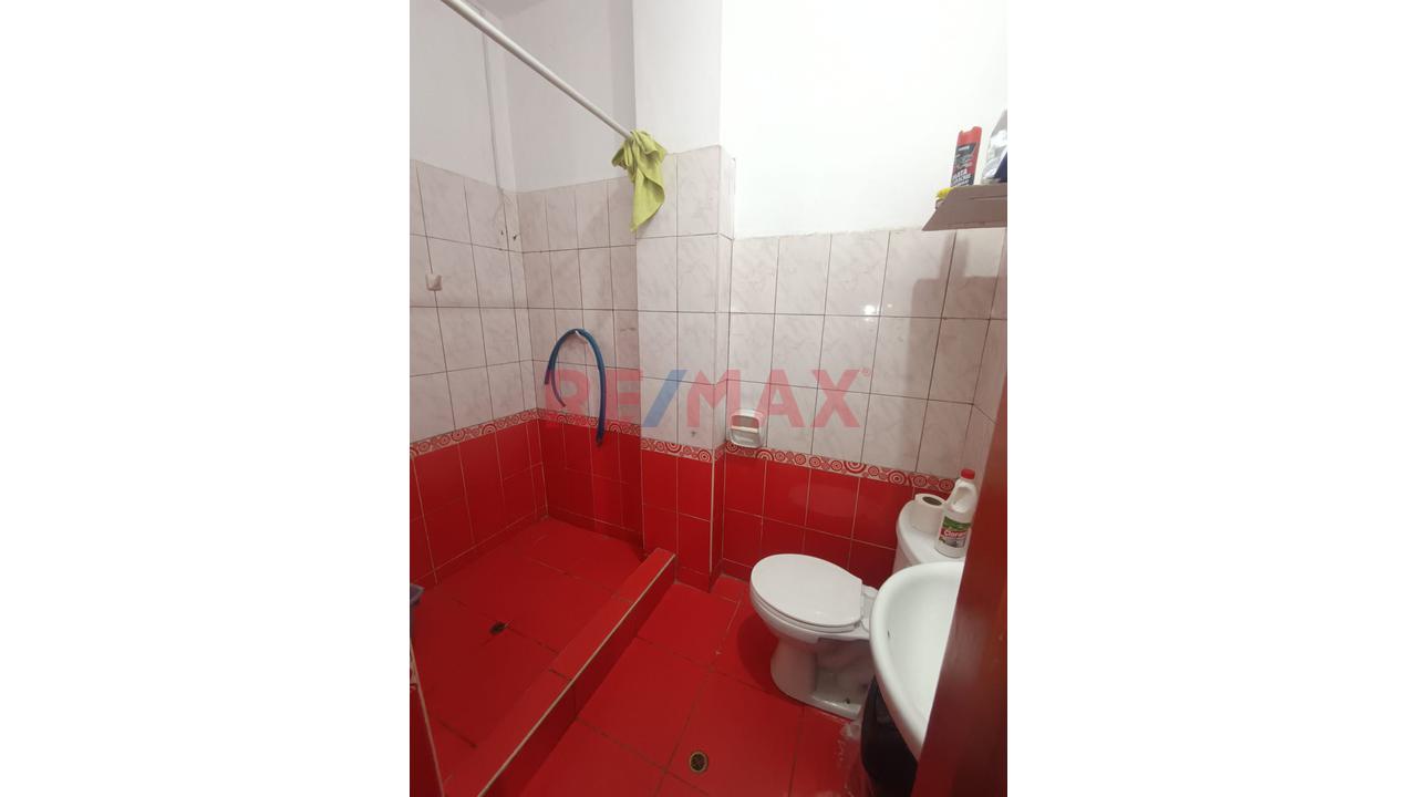 Se Vende Casa De 3 Pisos En Ancon - 10