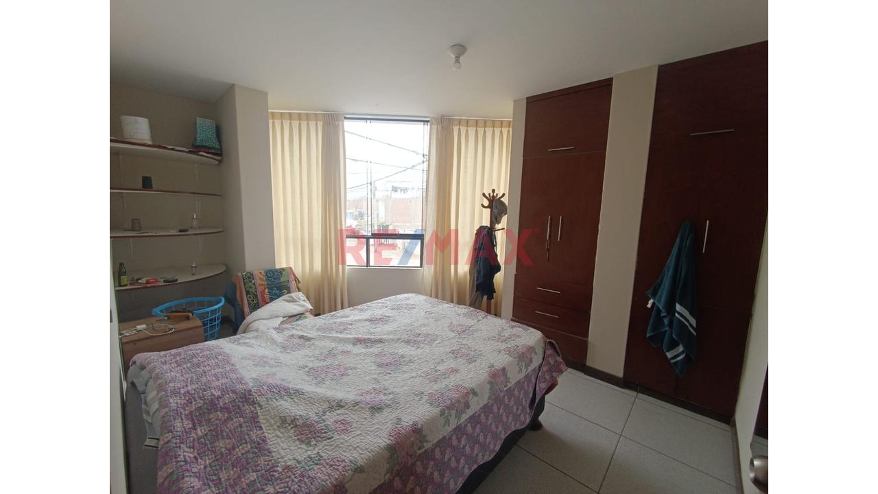 Se Vende Casa De 3 Pisos En Ancon - 18
