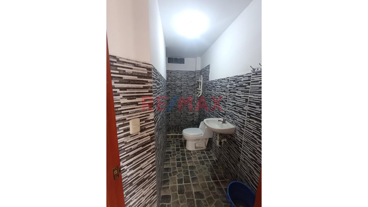Se Vende Casa De 3 Pisos En Ancon - 19