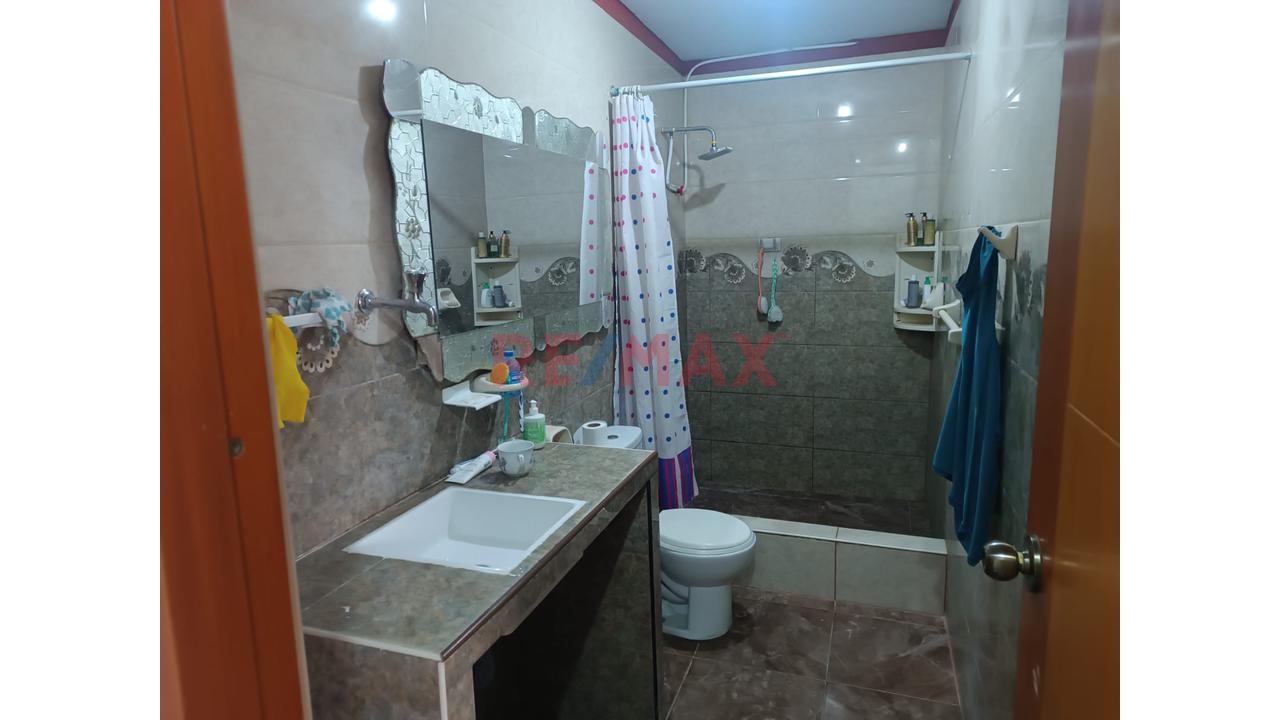 Se Vende Casa De 3 Pisos En Ancon - 14