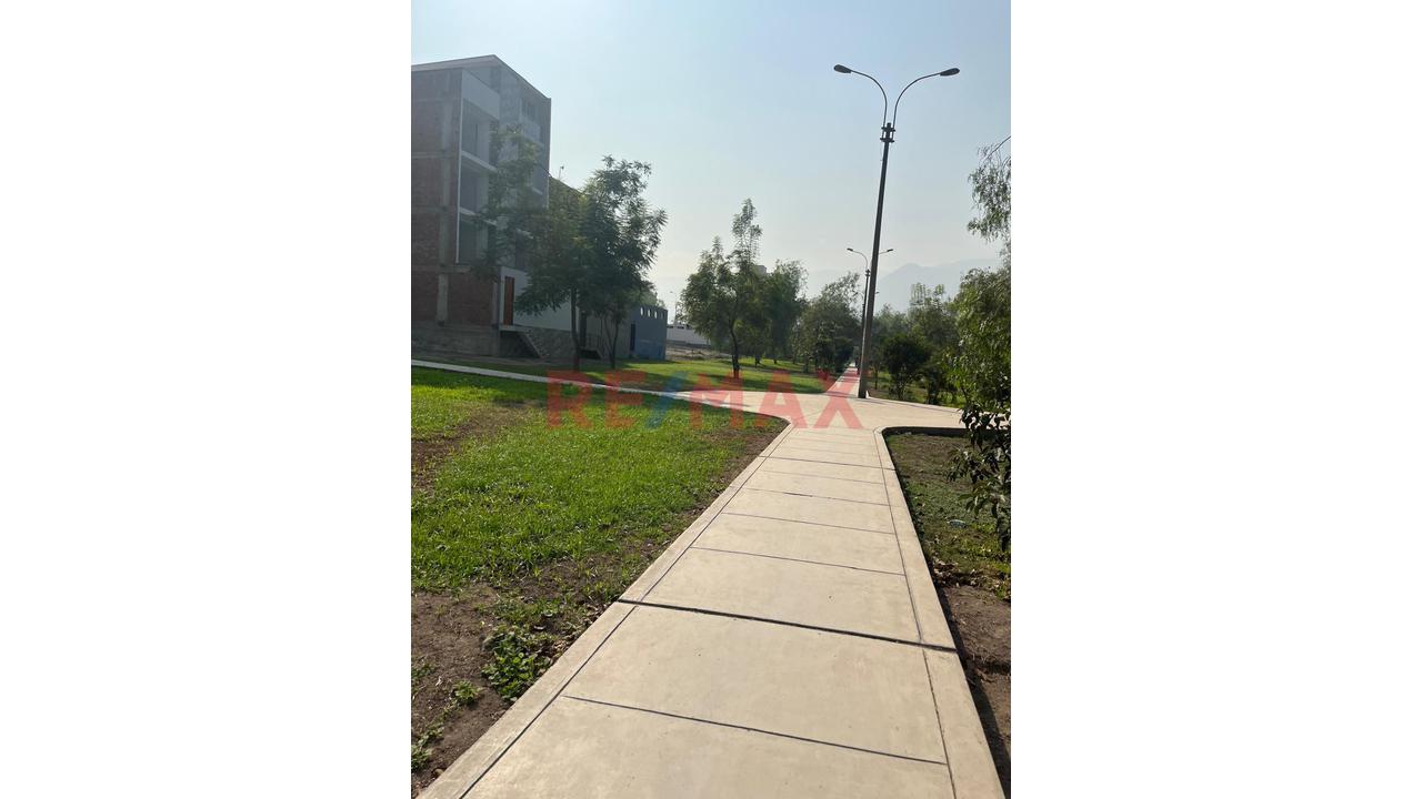 Se Vende Terreno En El Golf De Huampaní Chosica - 6