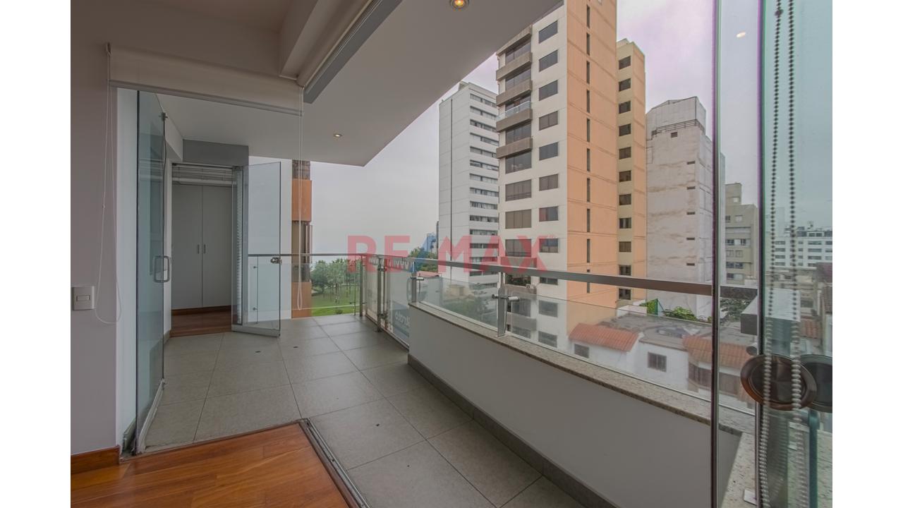 Departamento De Lujo A Pasos Del Malecón — foto 3