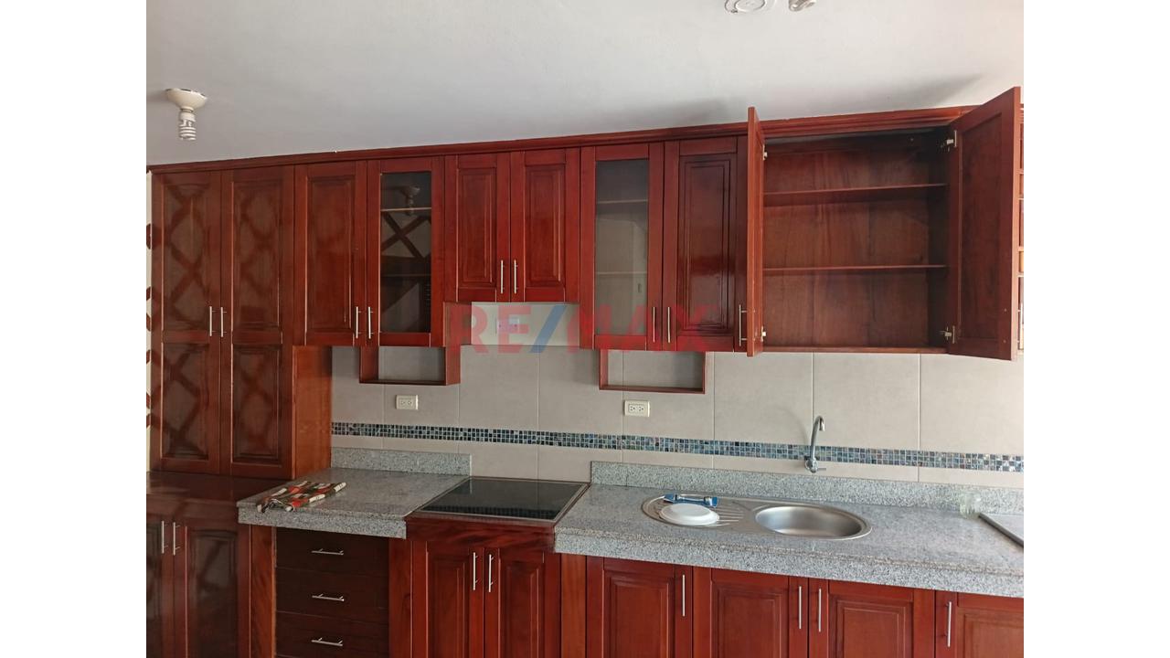 Hermosa Casa En Venta, En Chosica - 7