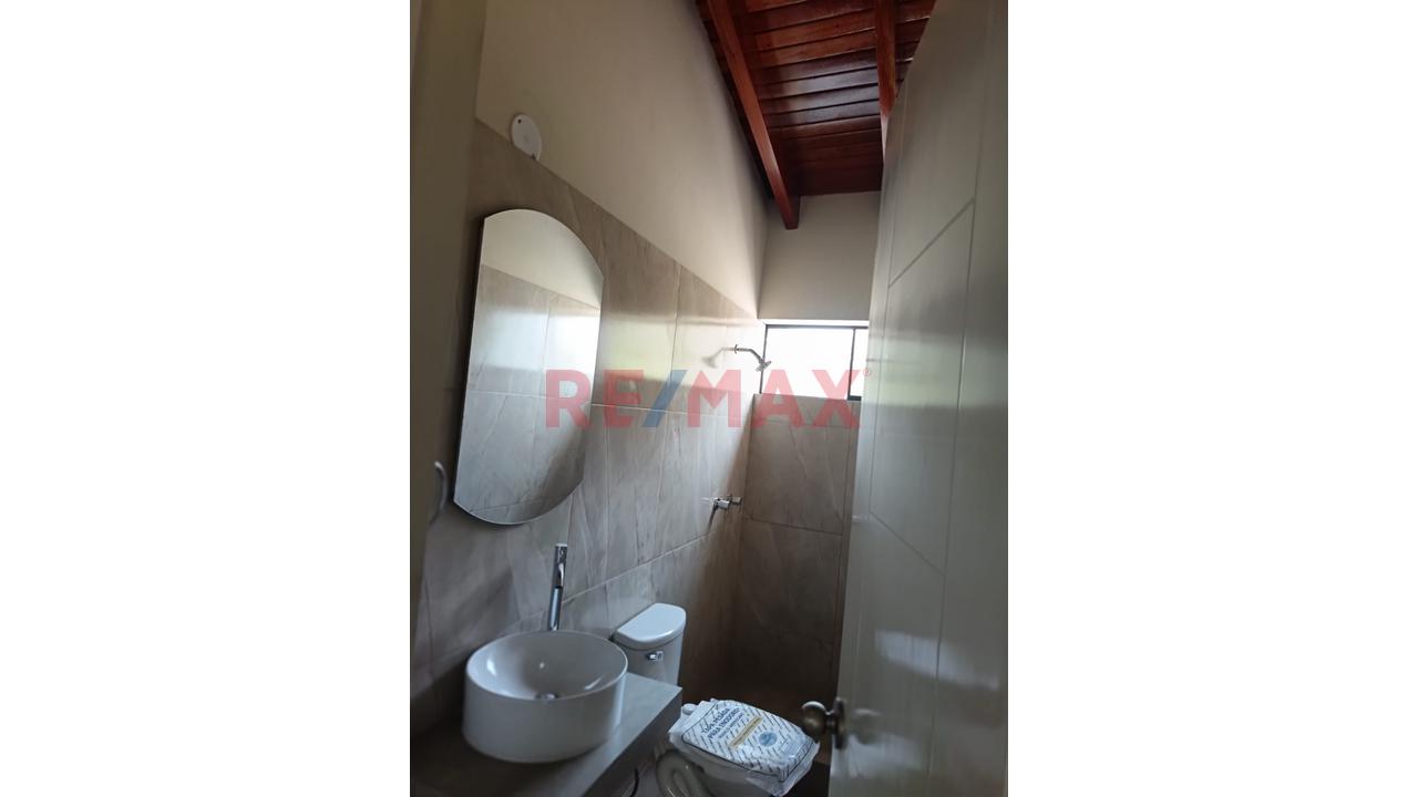 Hermosa Casa En Venta, En Chosica - 12