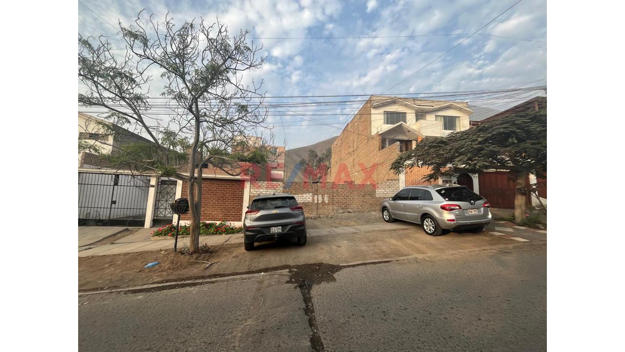 Se Vende Terreno  De 185 M2 Excelente Oportunidad En La Molina -  Urb. Portada Del Sol — foto 5