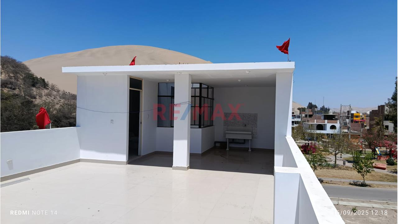 Casa - Local Comercial - Moderna En Venta – Urb. Posada Del Sol | 3 Pisos - 15