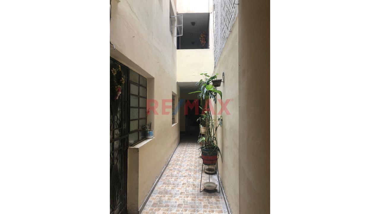 🏠 Venta De Departamento En Surquillo - 2