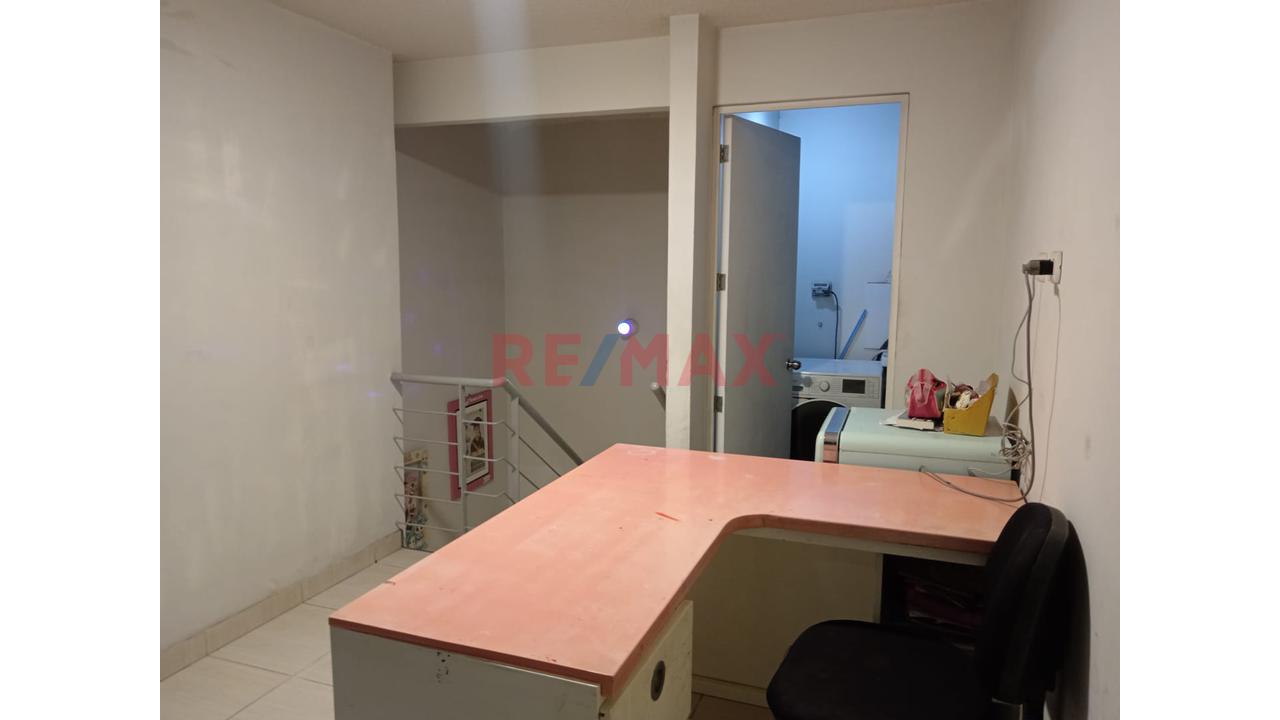 Venta Departamento En San Martín De Porres - 13