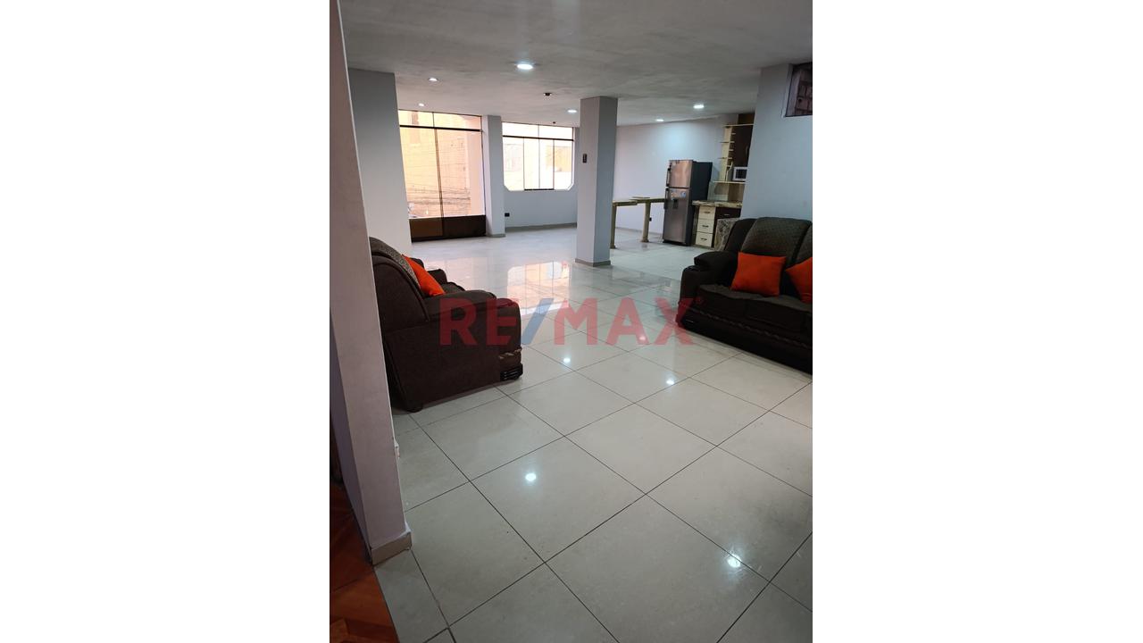 Departamento En Venta En San Martin De Porres De 111M² — foto 2