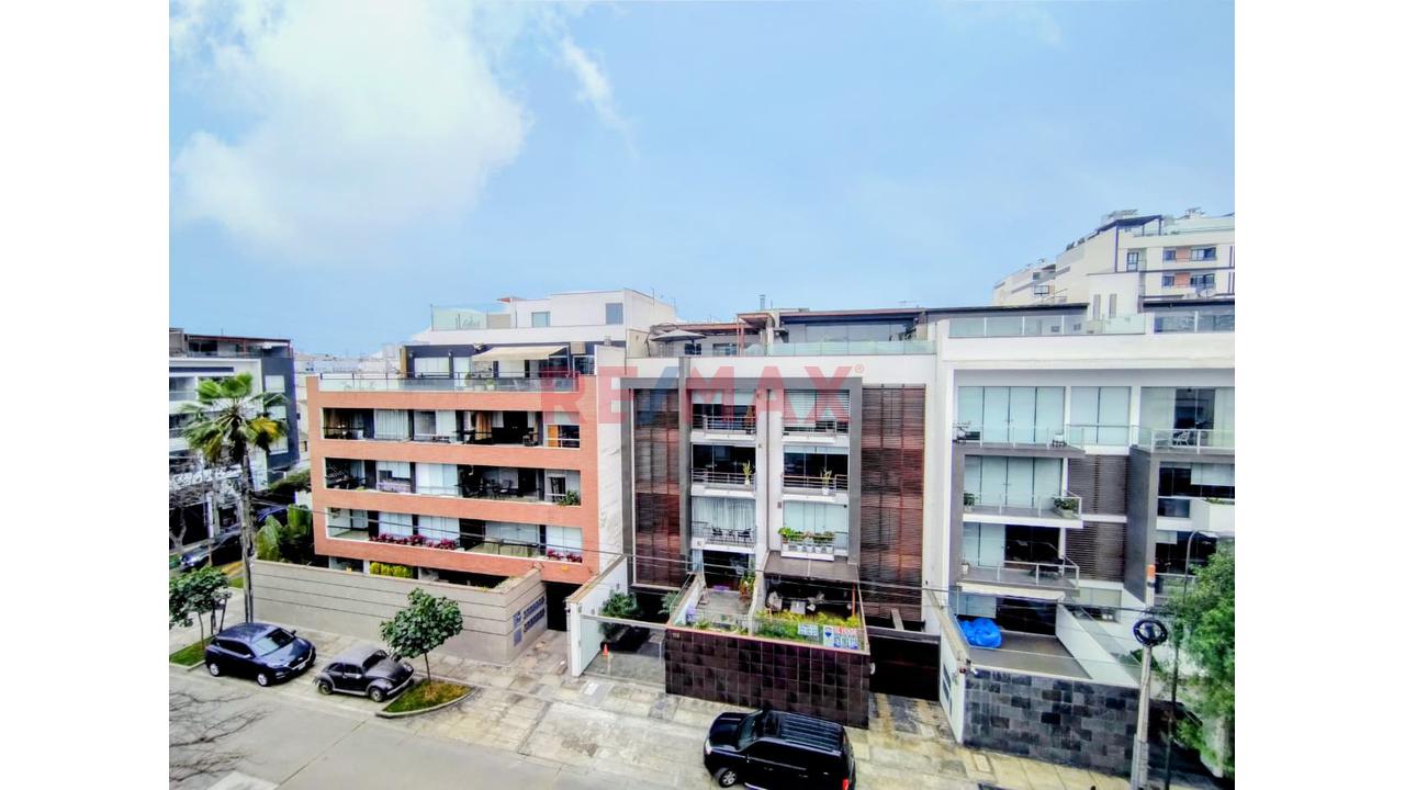 Se Vende Lujoso Y Amplio Duplex 313Mts Con 2 Cocheras Y Deposito En Exclusiva Zona De Surco - 15