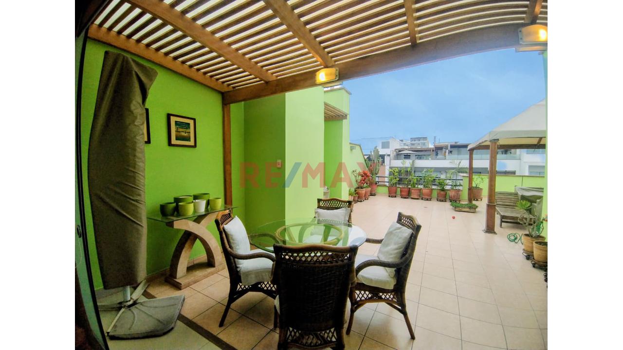 Se Vende Lujoso Y Amplio Duplex 313Mts Con 2 Cocheras Y Deposito En Exclusiva Zona De Surco - 6