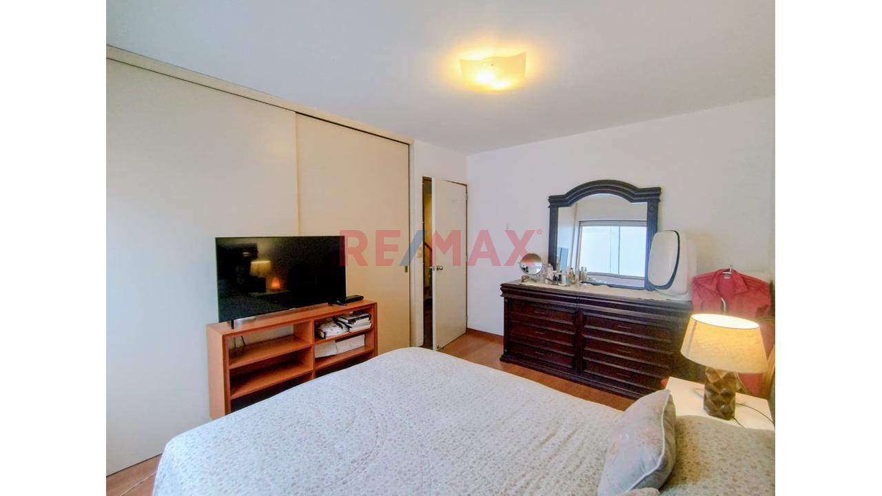 Se Vende Lujoso Y Amplio Duplex 313Mts Con 2 Cocheras Y Deposito En Exclusiva Zona De Surco - 10