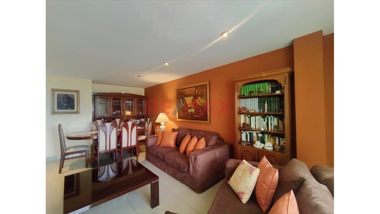 Se Vende Lujoso Y Amplio Duplex 313Mts Con 2 Cocheras Y Deposito En Exclusiva Zona De Surco - 13