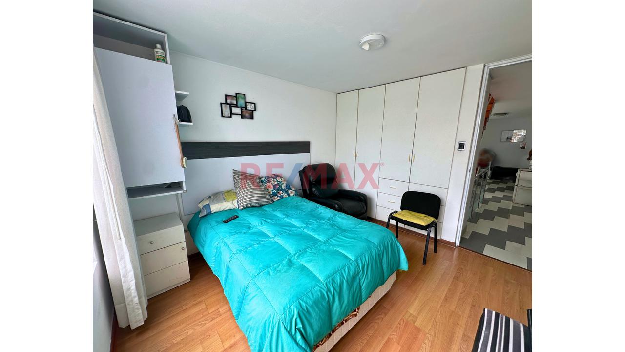 “Casa En Venta _ Frente A Parque _ Urb. Vista Alegre _ Santiago De Surco " — foto 11