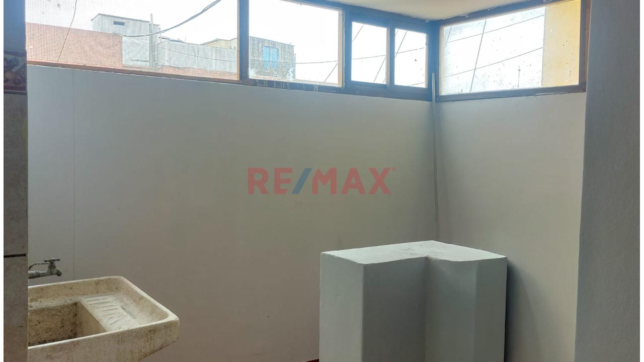 Oportunidad Departamento En Ciudad Satélite Santa Rosa – Callao — foto 7