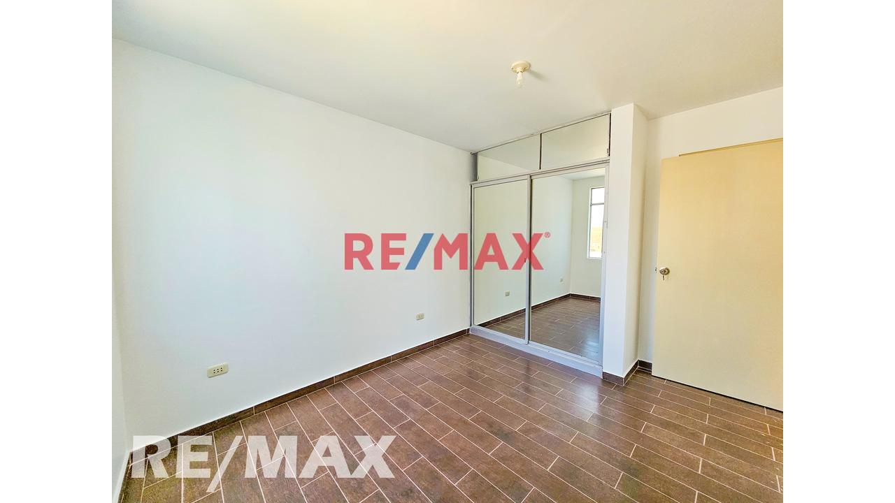 Venta De Lindo Departamento Flat Vista Al Mar En Chorrilos 101M2 — foto 2