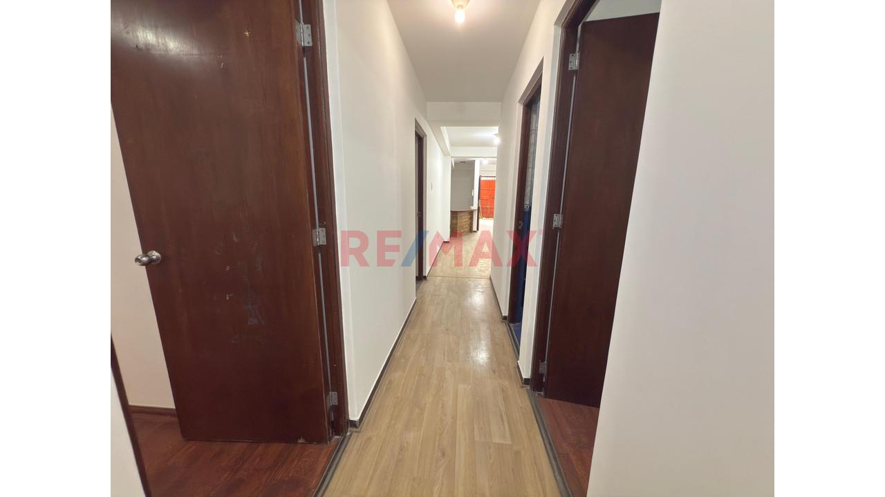 Venta De Departamento En San Juan De Miraflores De 118M2 Con Cochera — foto 6