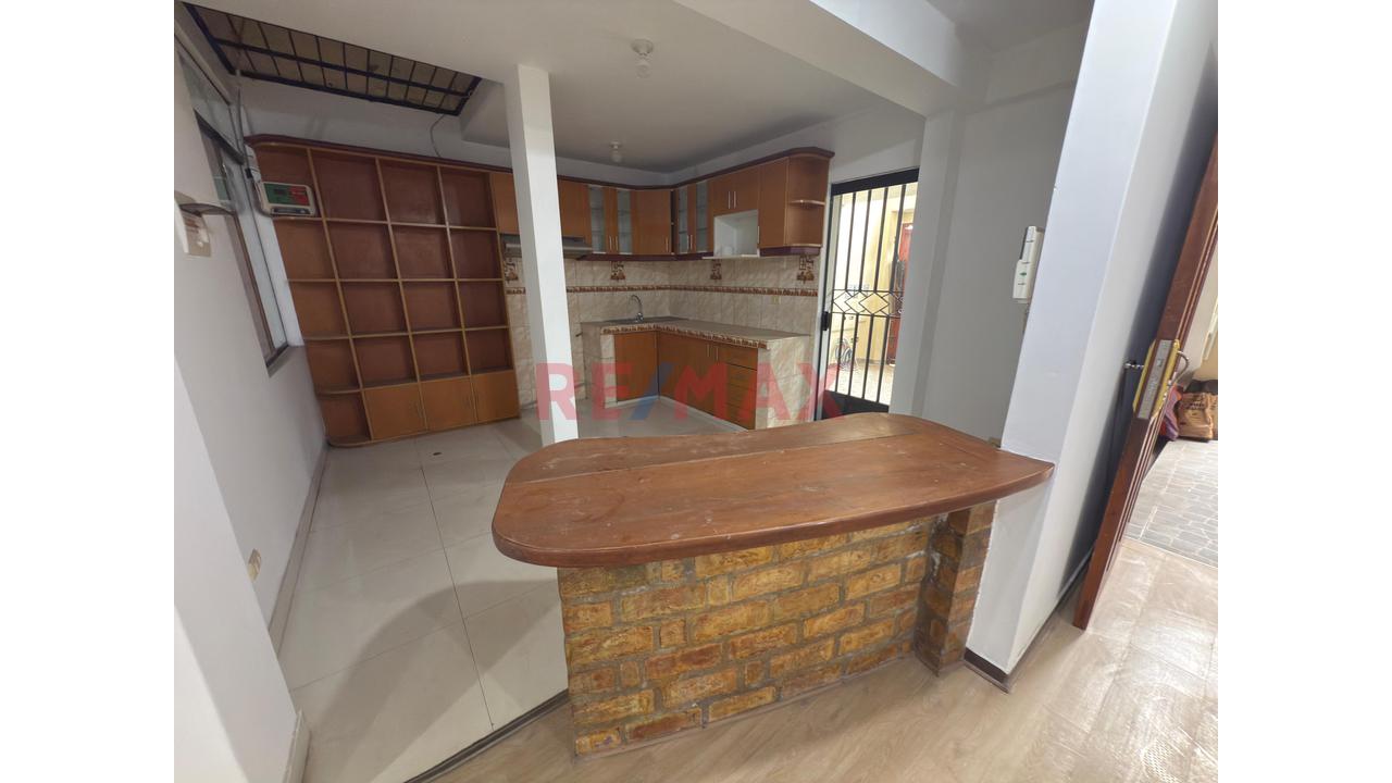 Venta De Departamento En San Juan De Miraflores De 118M2 Con Cochera — foto 4