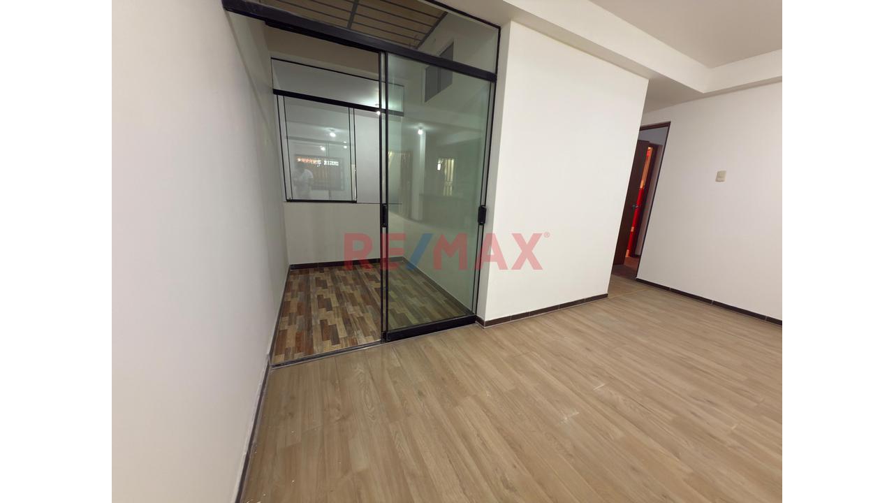 Venta De Departamento En San Juan De Miraflores De 118M2 Con Cochera — foto 12
